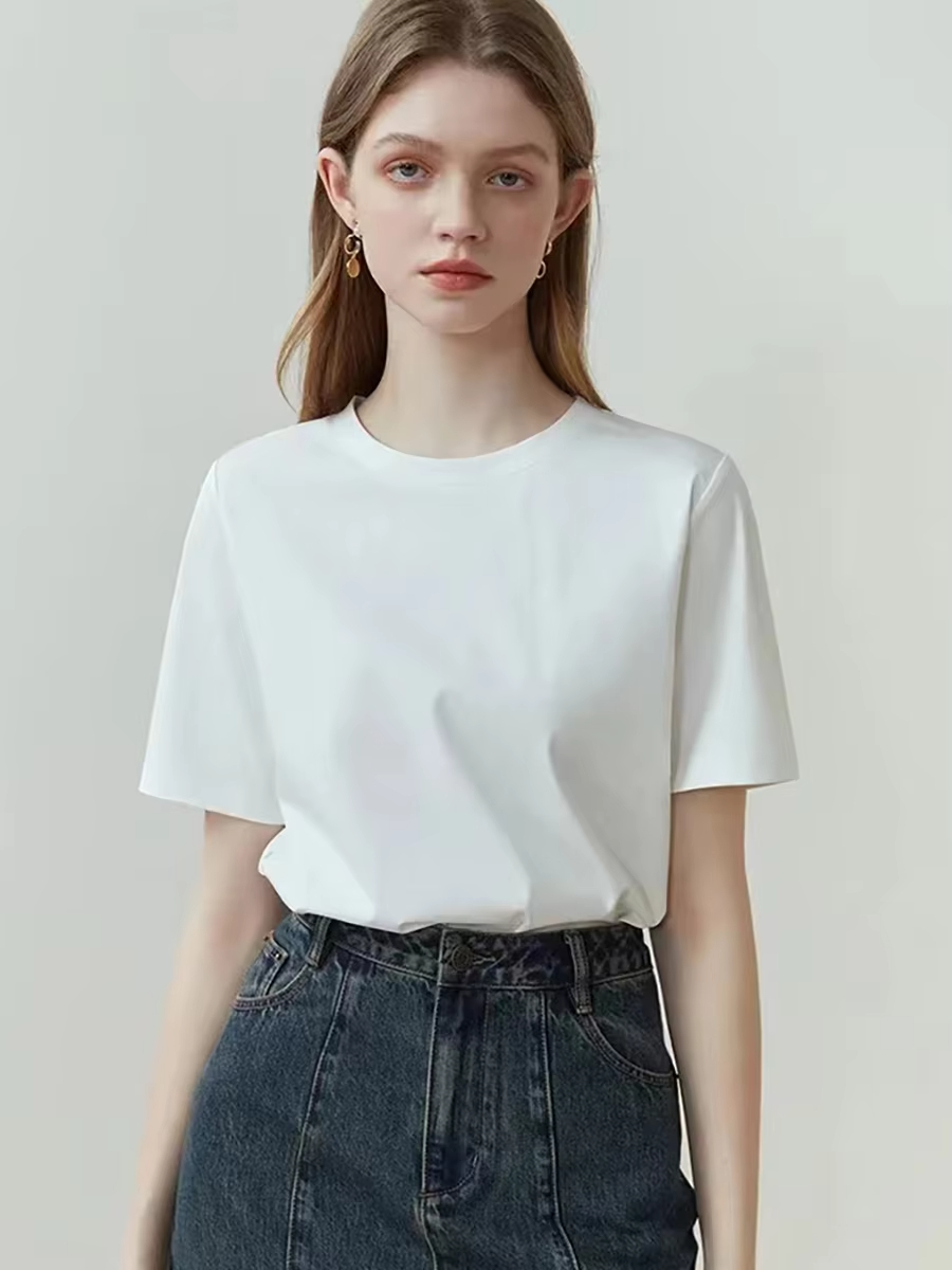 T-shirt rétro du film 'Scream' - Street Fashion Outfit Girl avis et prix